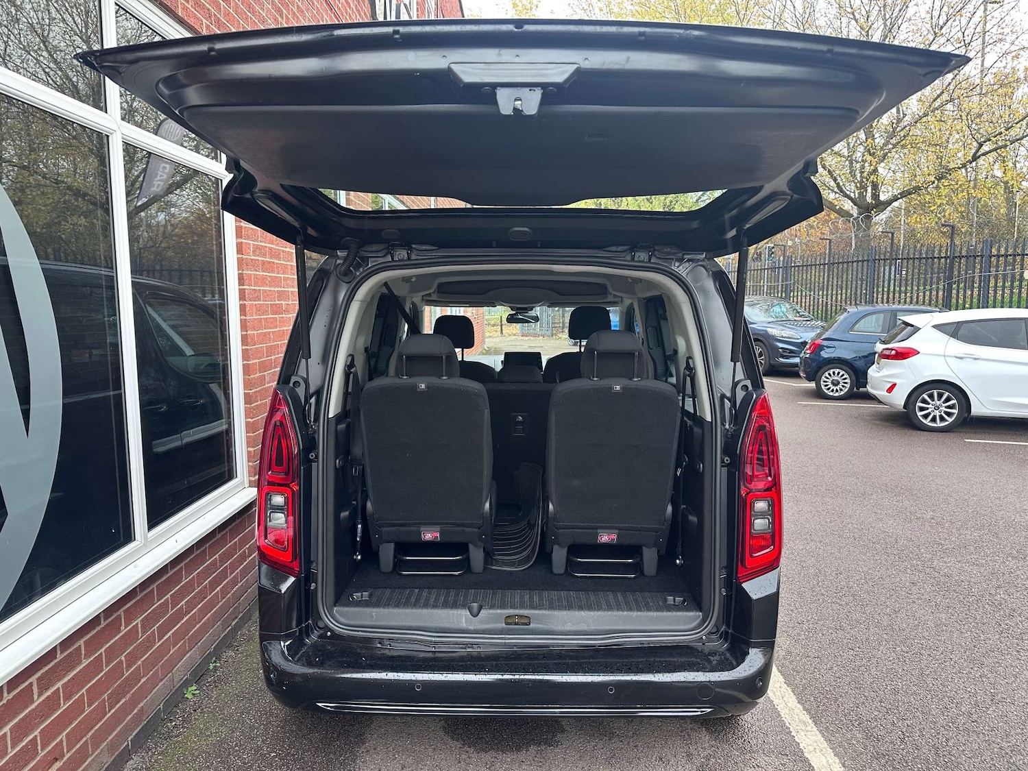 Used Vauxhall Combo Life 2019 for sale - 76520307: Photo 12