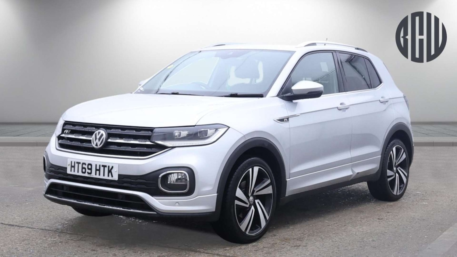 Used Volkswagen T-Cross 2020 for sale - 76720452: Photo 2