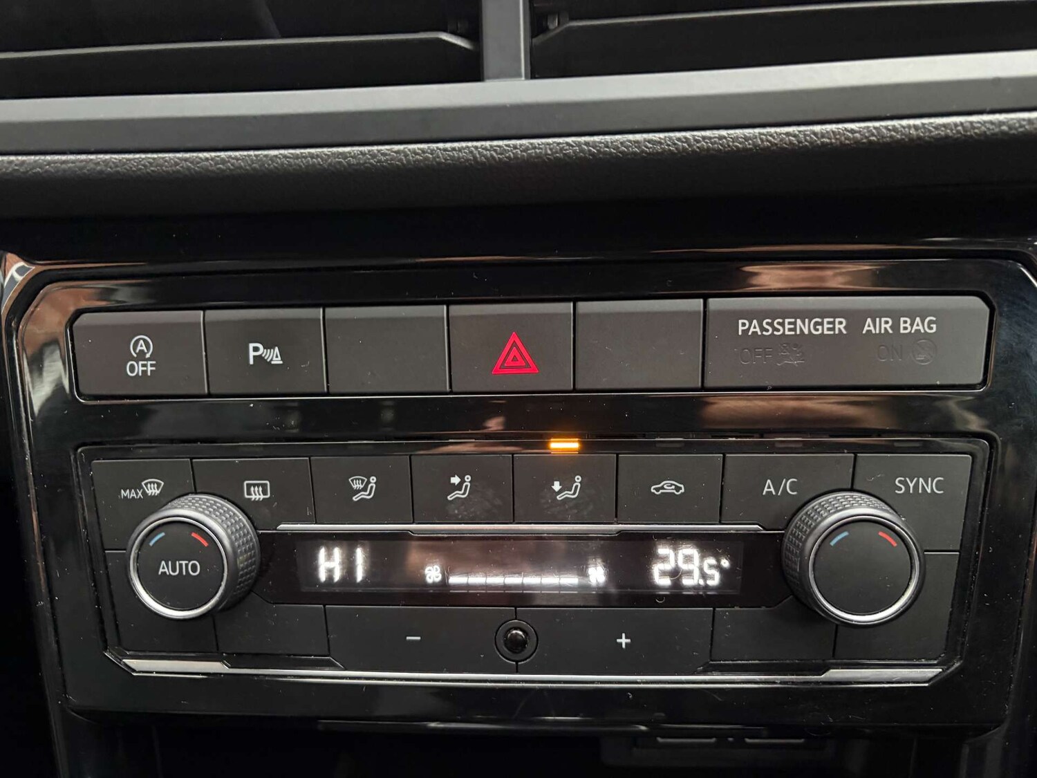 Used Volkswagen T-Cross 2020 for sale - 76720452: Photo 23