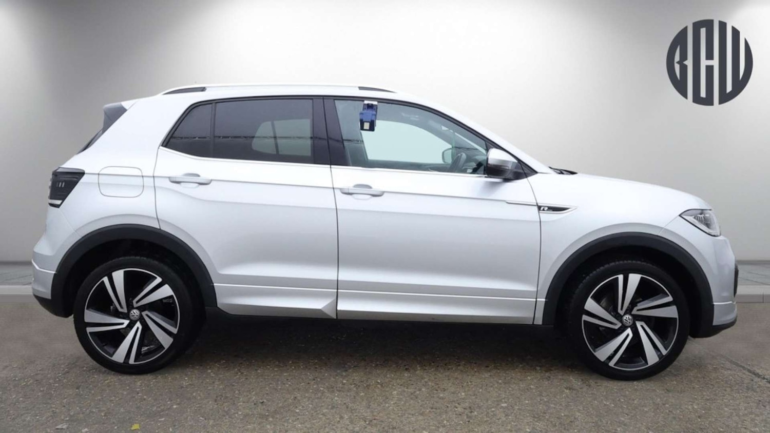 Used Volkswagen T-Cross 2020 for sale - 76720452: Photo 3