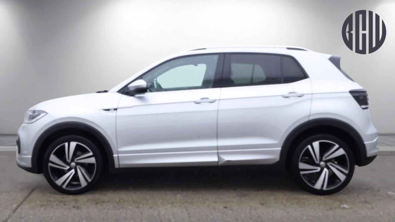 Used Volkswagen T-Cross 2020 for sale - 76720452: Photo 4