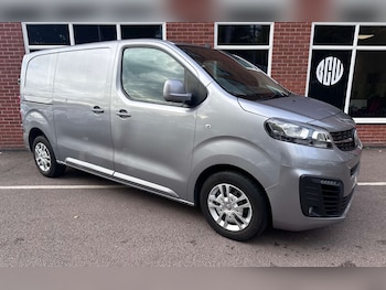Vauxhall - Vivaro