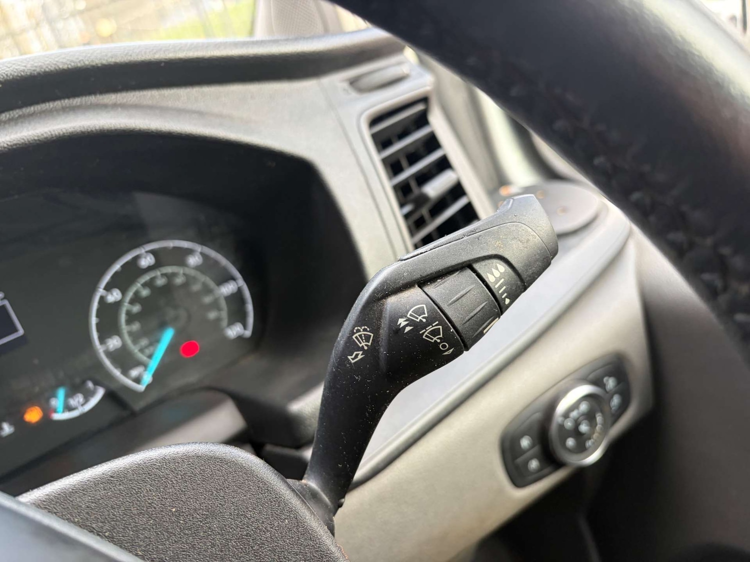 Used Ford Transit Custom 2018 for sale - 77210034: Photo 28