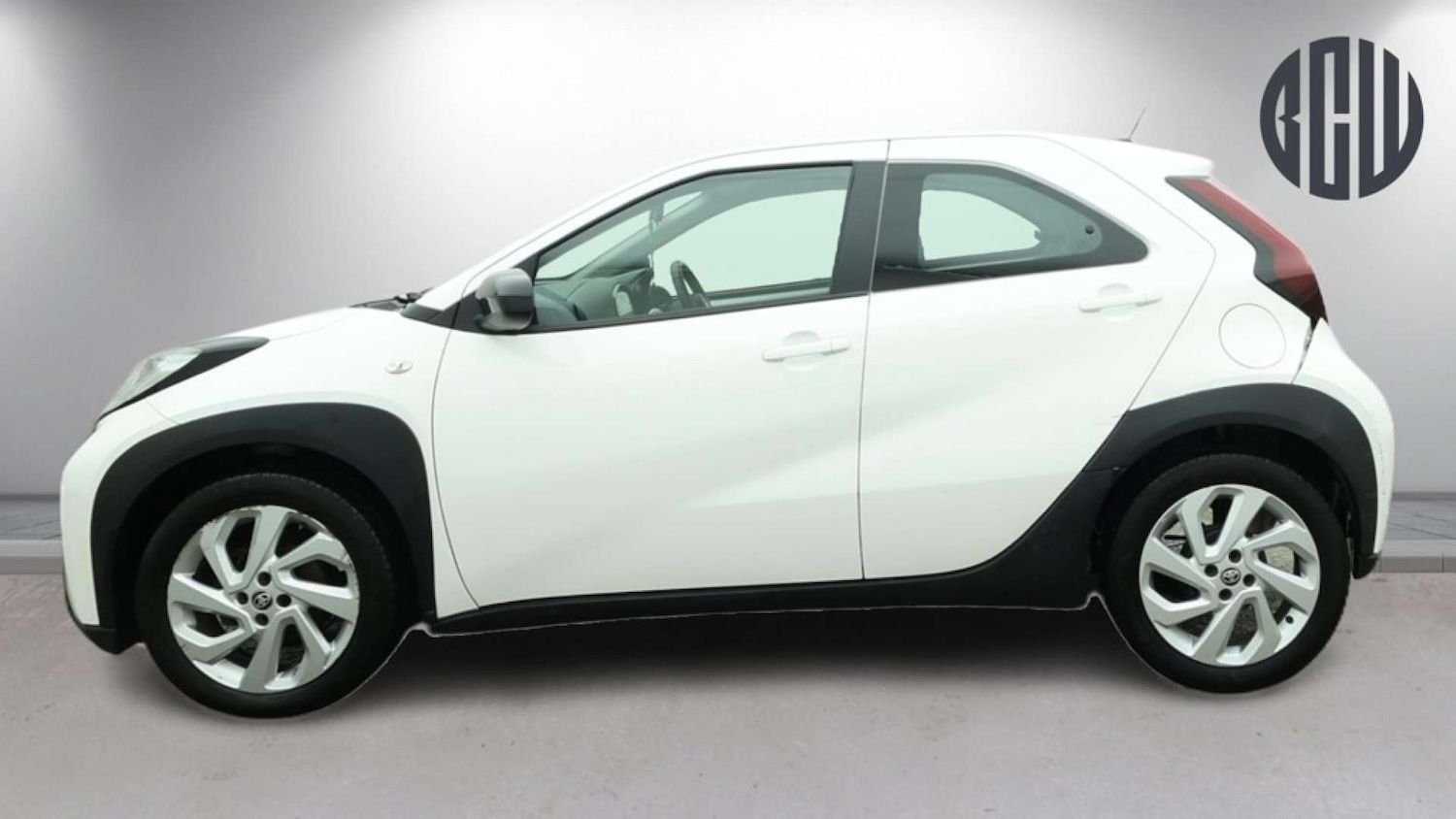 Used Toyota Aygo X 2023 for sale - 77766931: Photo 4