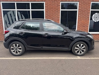 Used Kia Stonic 2022 for sale - 79114521: Photo