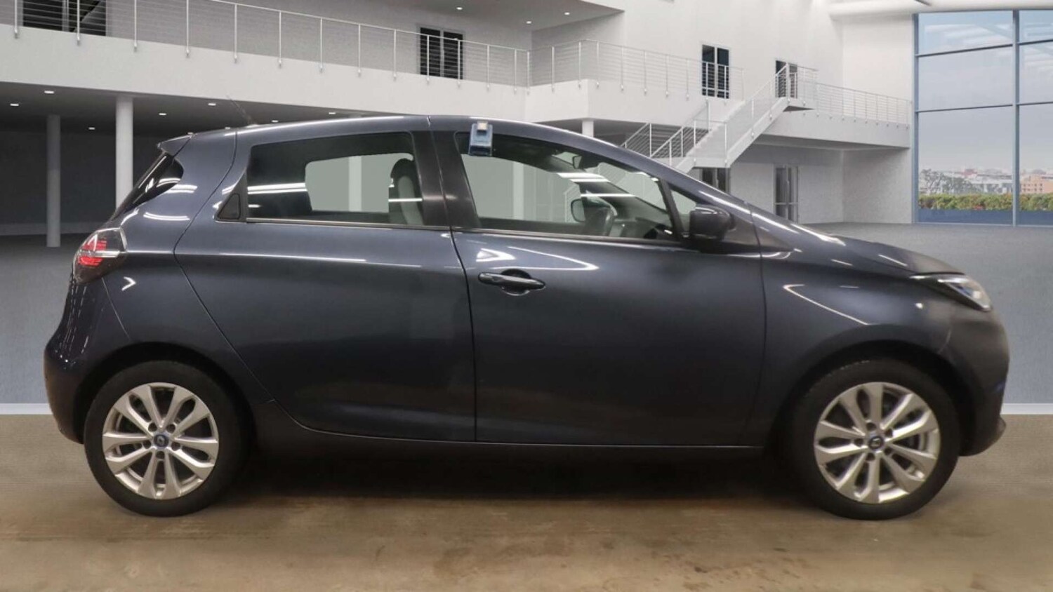Used Renault Zoe 2020 for sale - 77548571: Photo 5