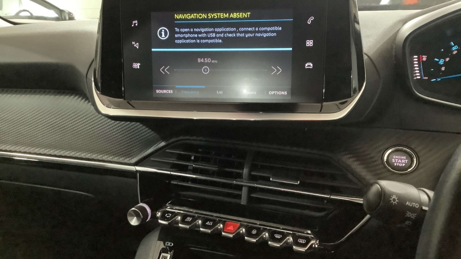 Used Peugeot 2008 2020 for sale - 77495070: Photo 11