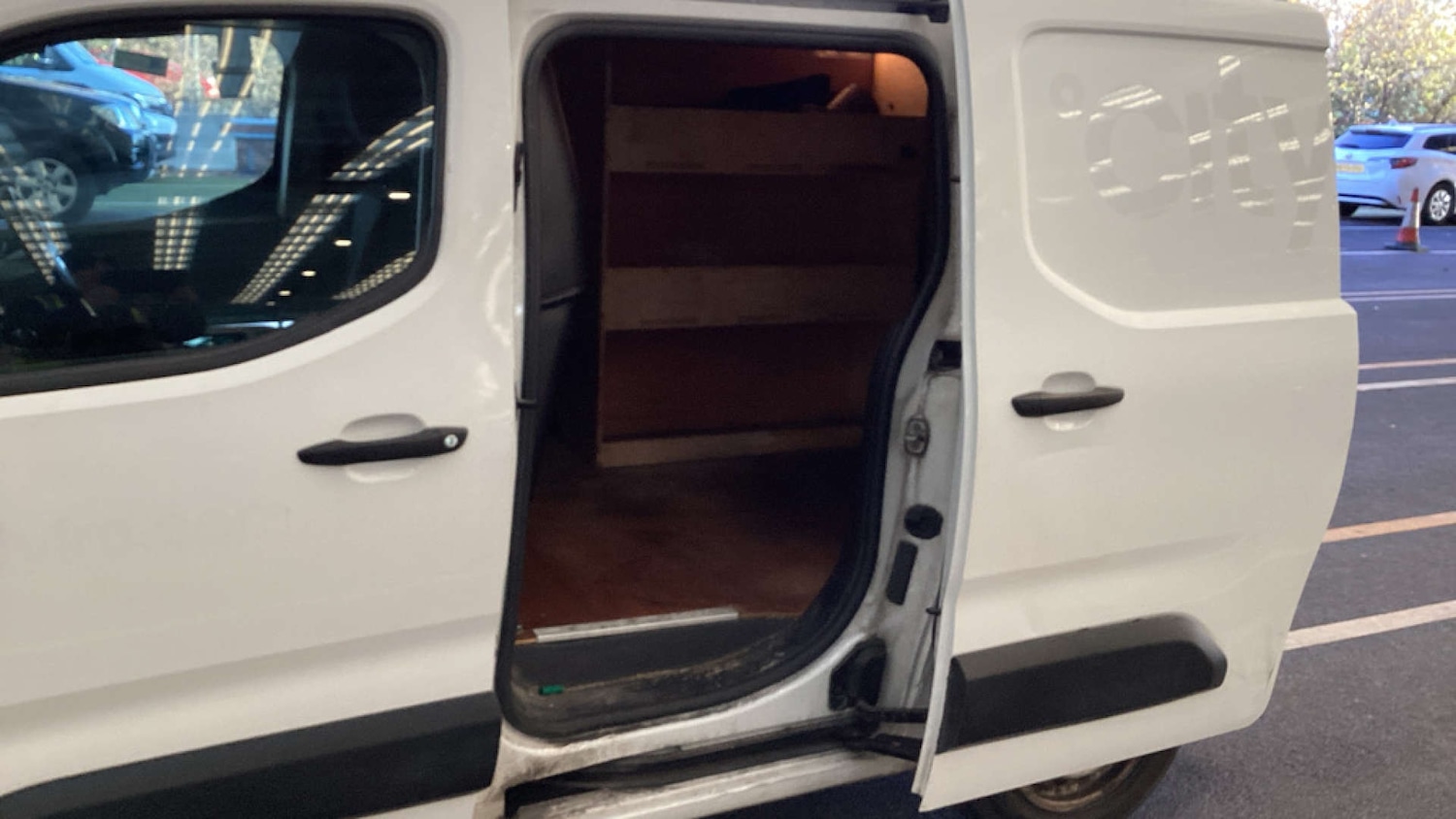 Used Vauxhall Combo 2021 for sale - 76681890: Photo 8