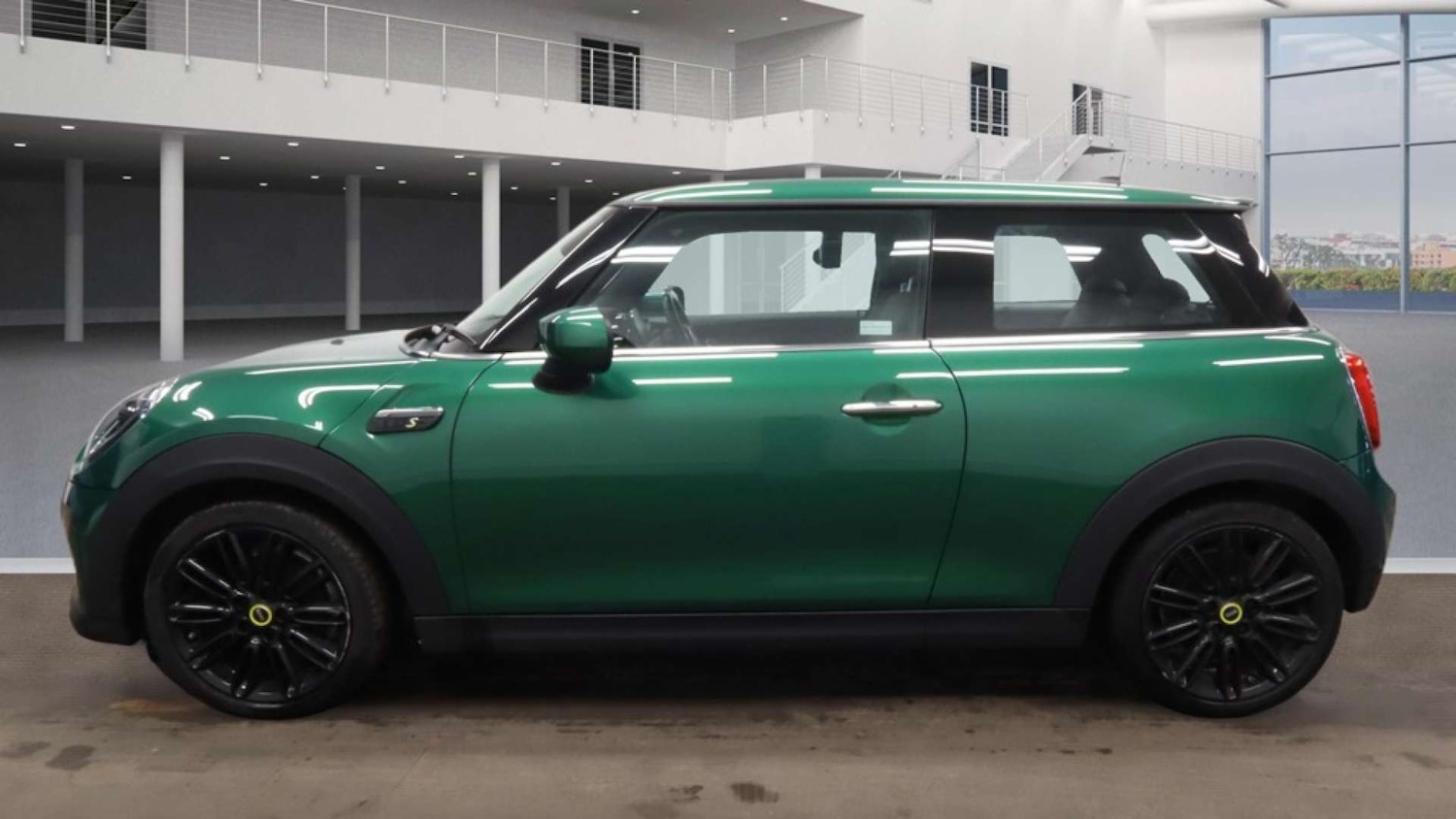 Used MINI Hatch 2022 for sale - 77805535: Photo 4