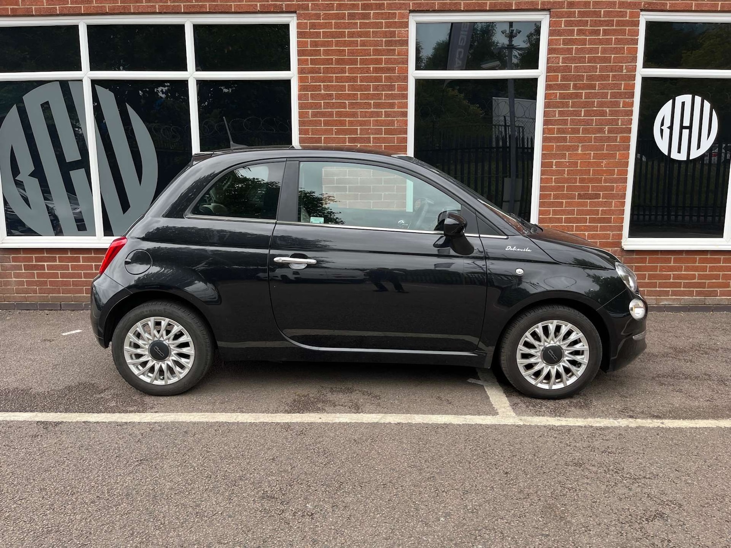 Used Fiat 500 2022 for sale - 76277623: Photo 2