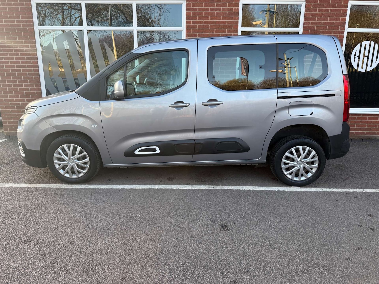 Used Citroen Berlingo 2019 for sale - 76601053: Photo 3