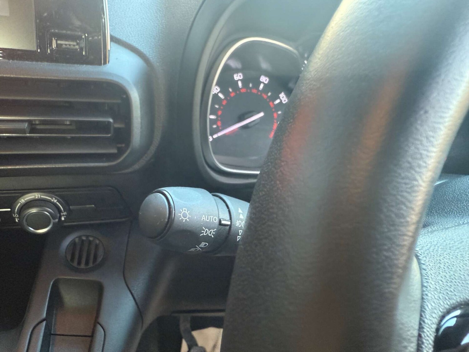 Used Citroen Berlingo 2019 for sale - 76601053: Photo 30