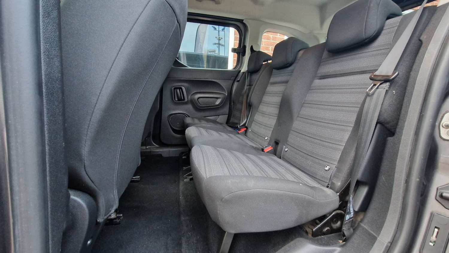 Used Vauxhall Combo Life 2019 for sale - 76923104: Photo 24