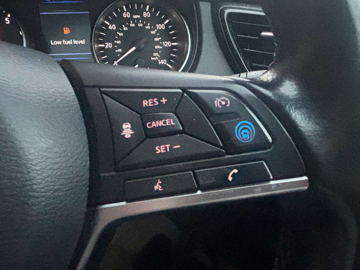 Used Nissan Qashqai 2020 for sale - 76277751: Photo 42