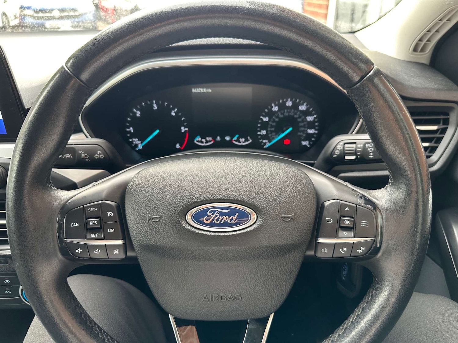 Used Ford Focus 2020 for sale - 76601054: Photo 10