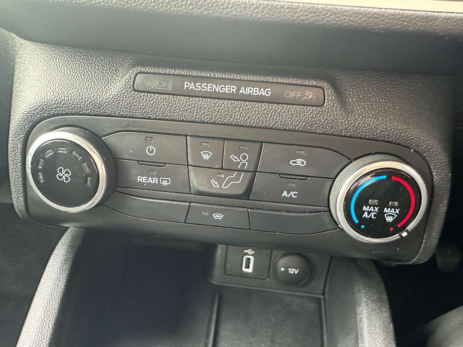 Used Ford Focus 2020 for sale - 76601054: Photo 19