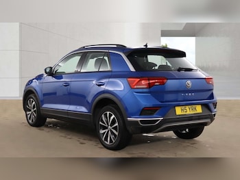 Used Volkswagen T-Roc 2019 for sale - 78373942: Photo