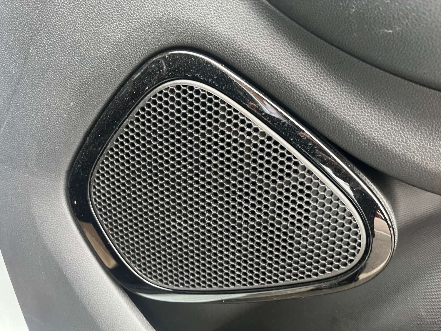 Used Renault Zoe 2021 for sale - 75923152: Photo 38