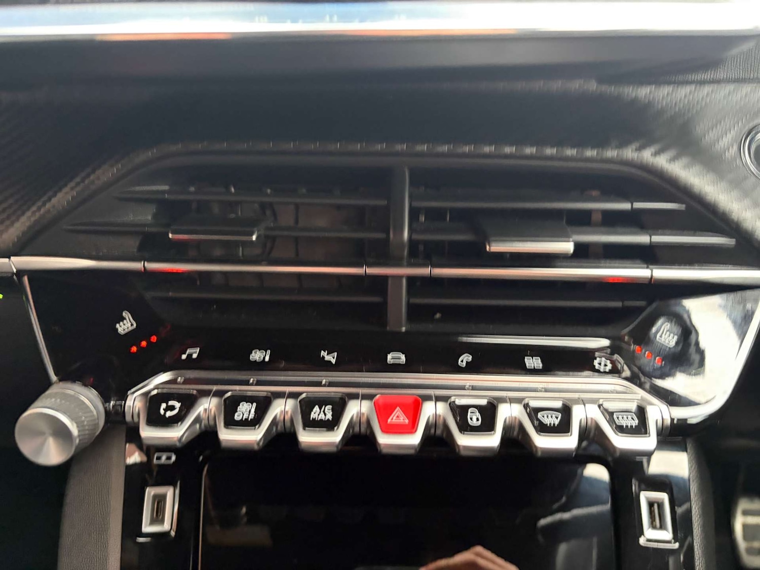 Used Peugeot 2008 2021 for sale - 77469841: Photo 23