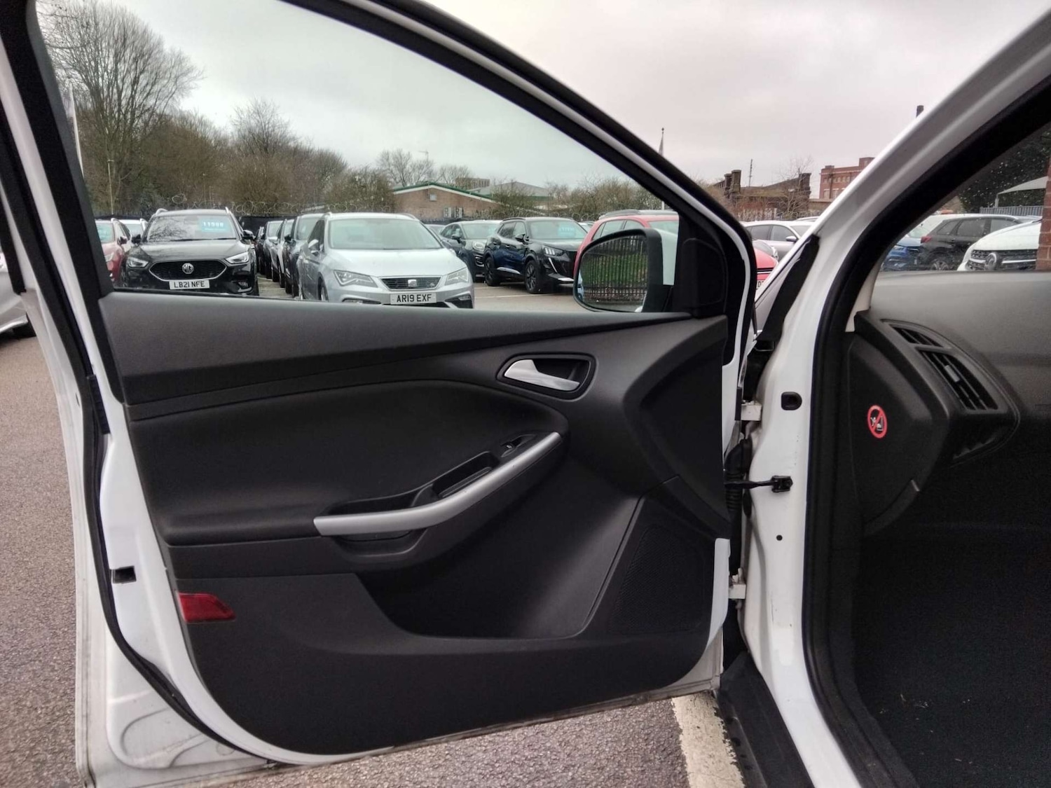 Used Ford Focus 2015 for sale - 77399708: Photo 12