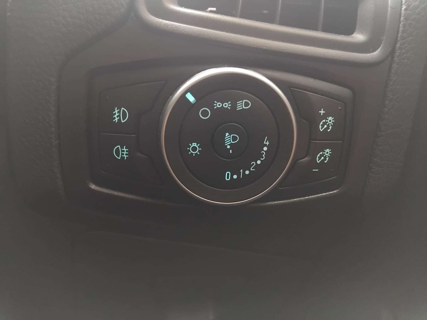 Used Ford Focus 2015 for sale - 77399708: Photo 23