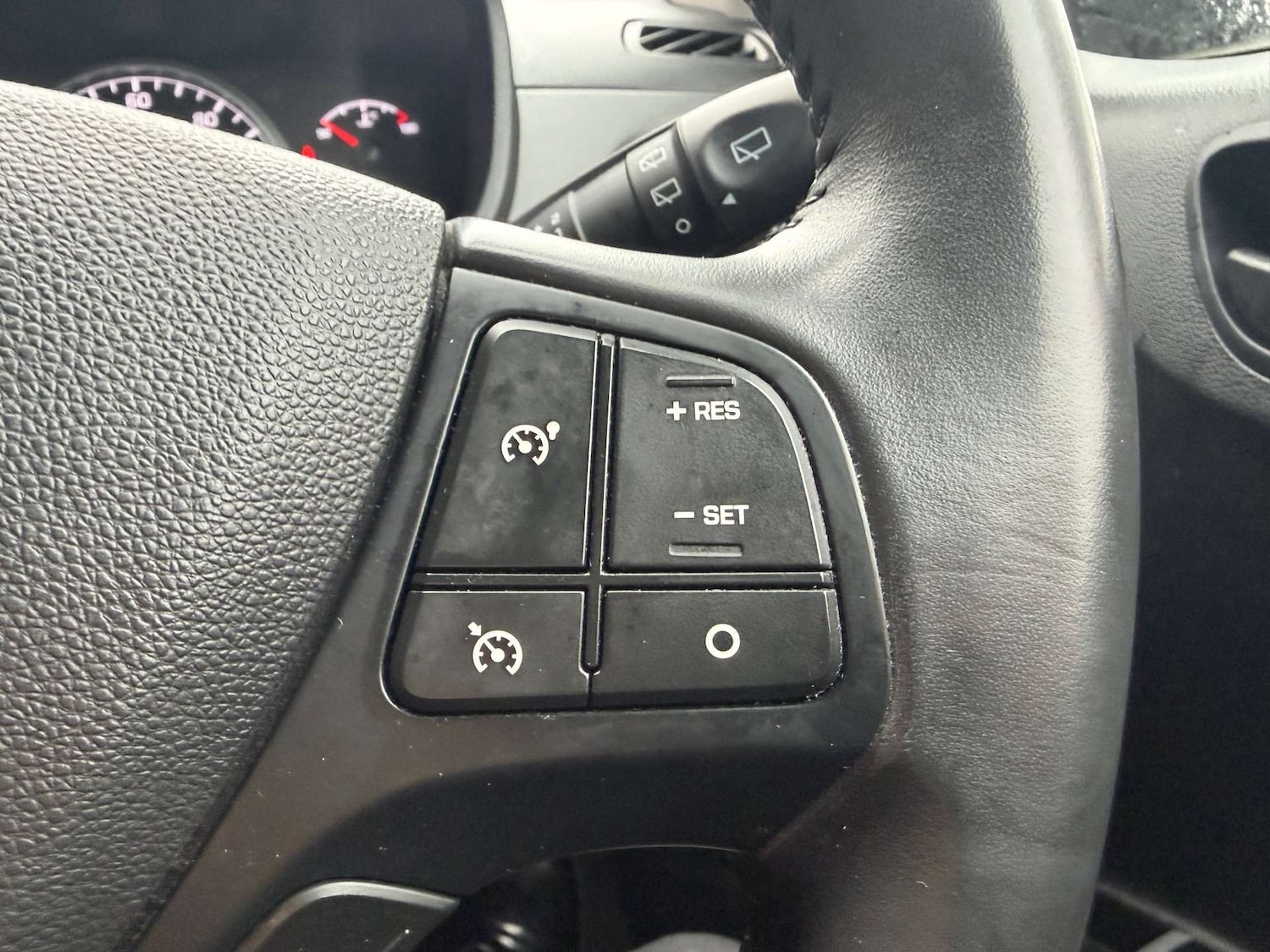 Used Hyundai i10 2019 for sale - 77606769: Photo 14