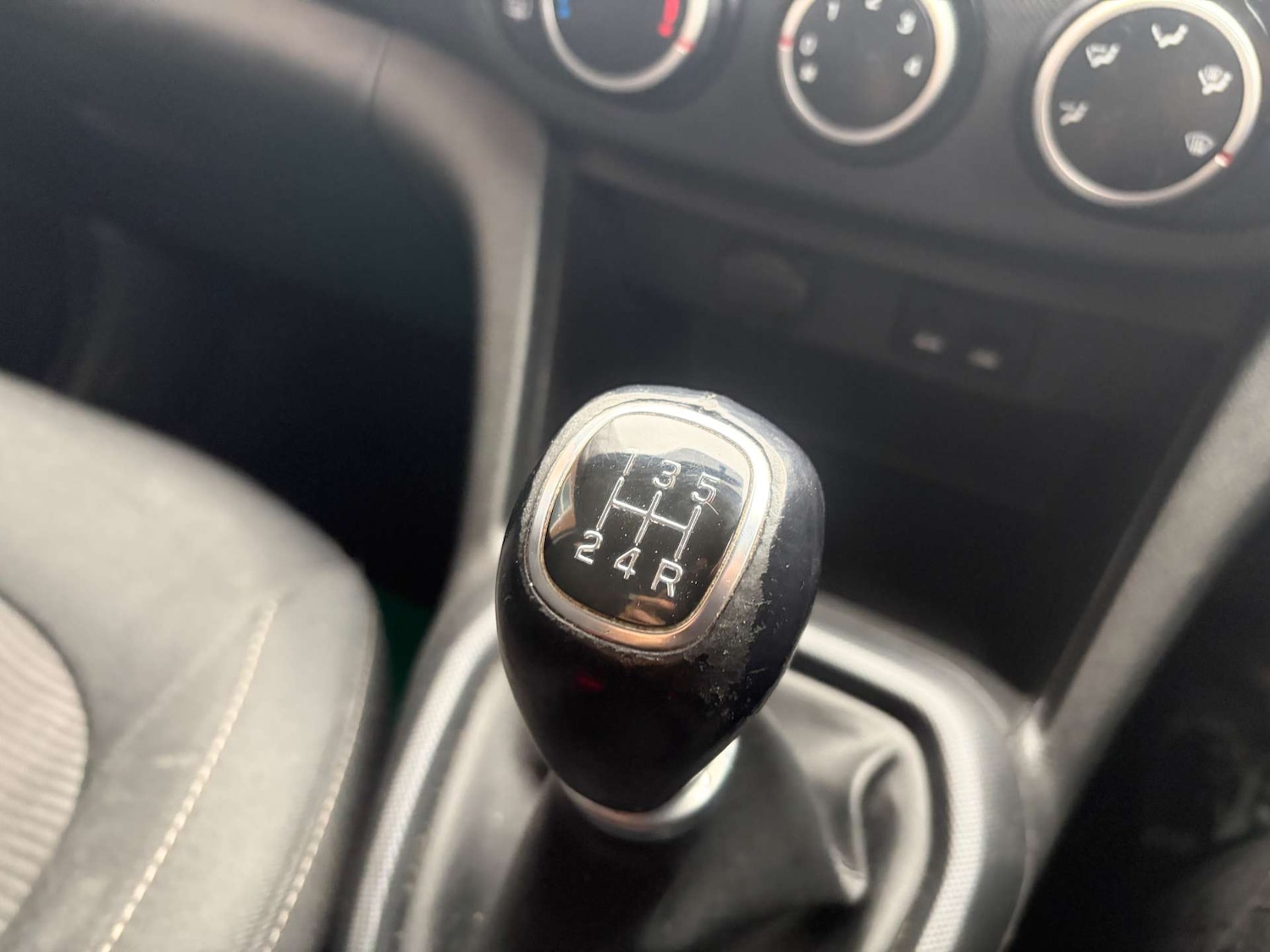 Used Hyundai i10 2019 for sale - 77606769: Photo 20