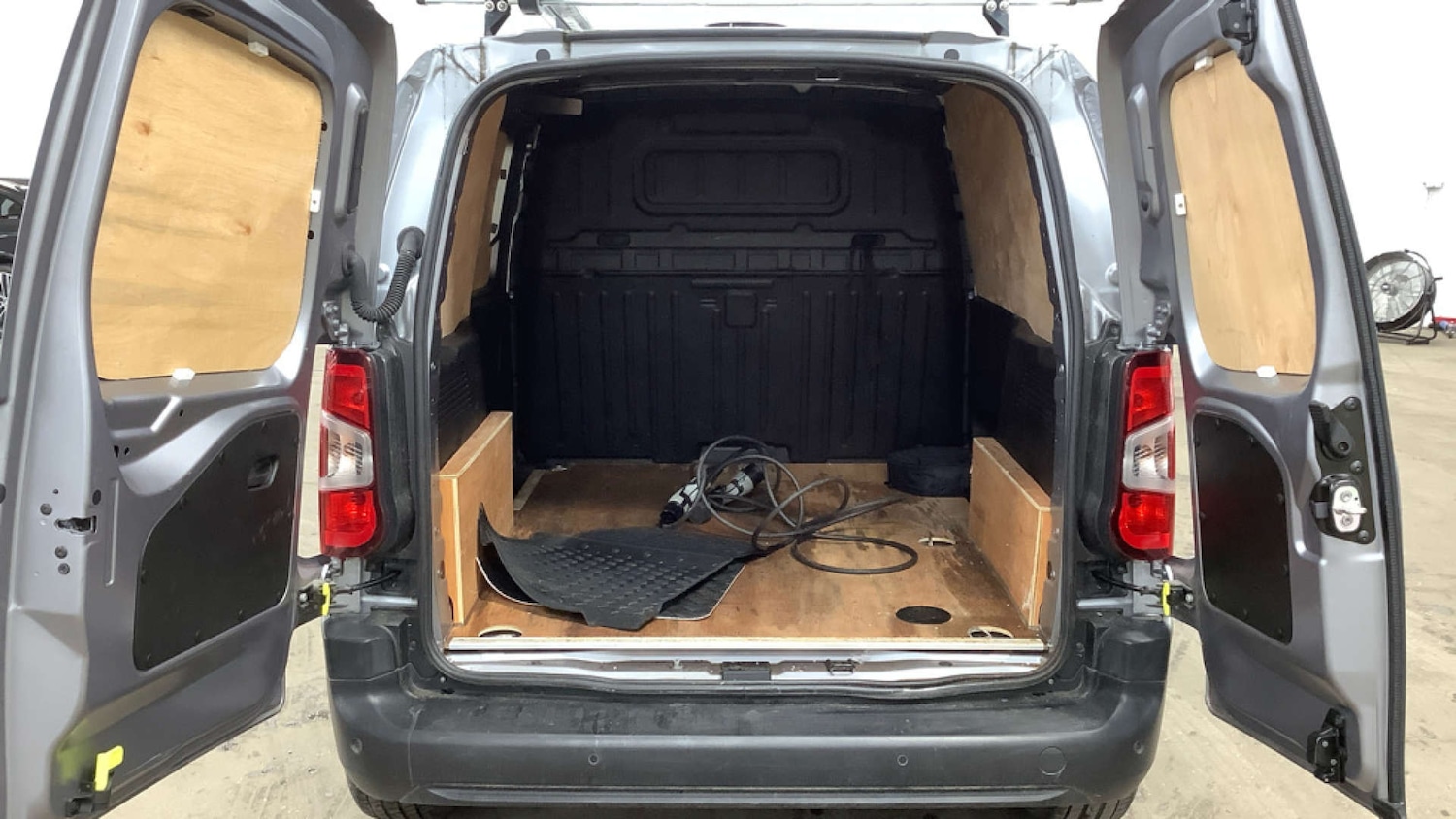 Used Vauxhall Combo 2022 for sale - 77406131: Photo 7