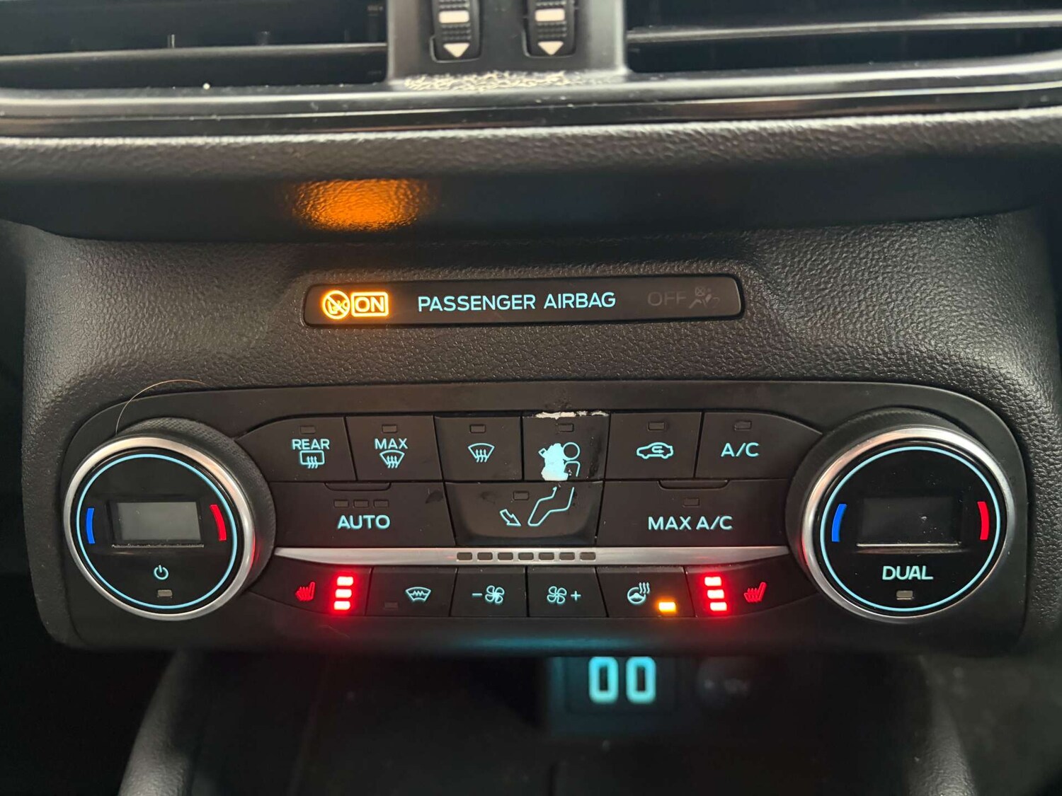 Used Ford Focus 2021 for sale - 77469808: Photo 21