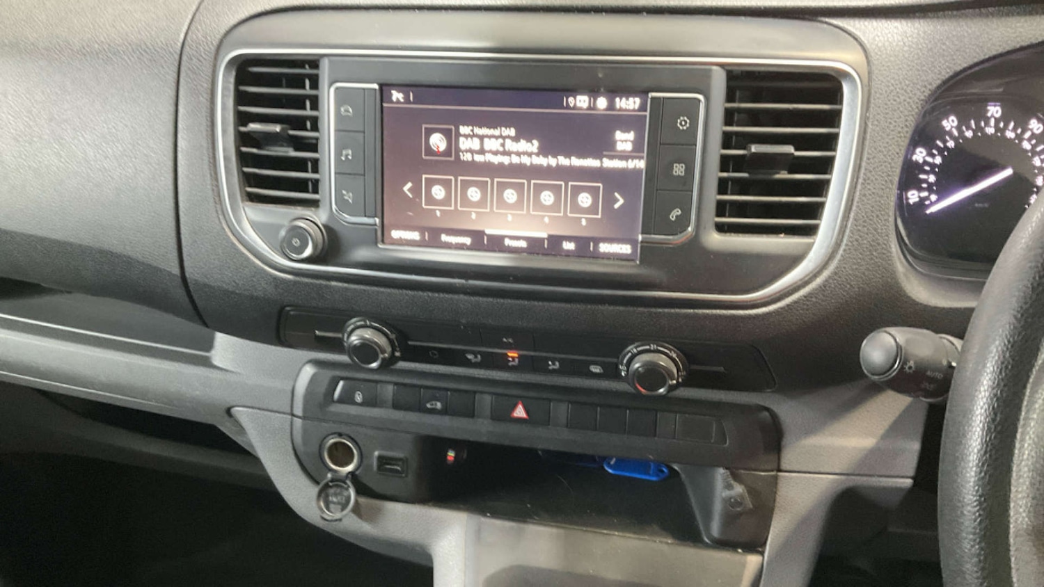 Used Vauxhall Vivaro 2022 for sale - 77303963: Photo 11