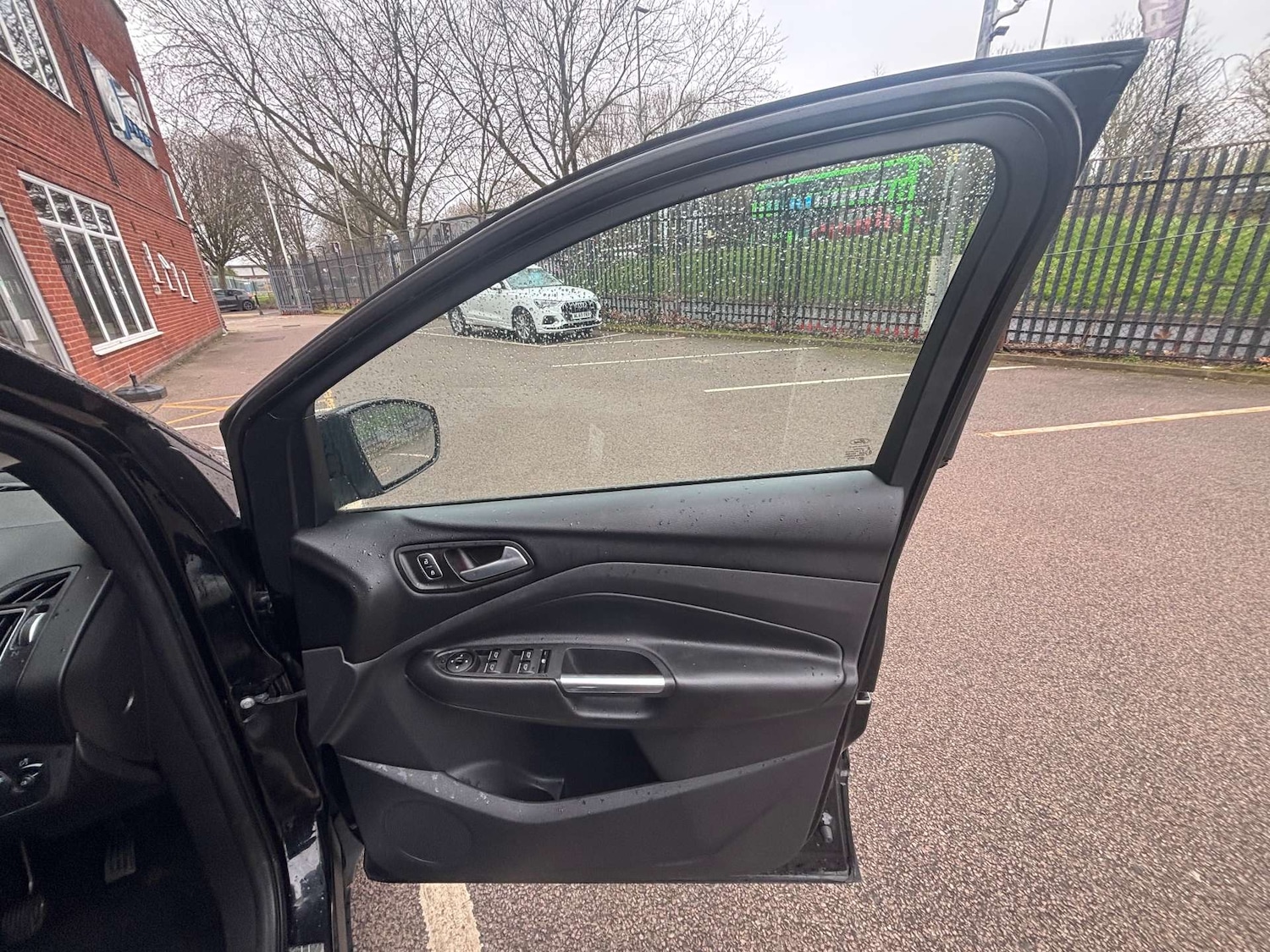 Used Ford Kuga 2019 for sale - 77669308: Photo 29