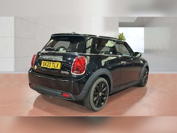 Used MINI Hatch 2020 for sale - 79235012: Photo