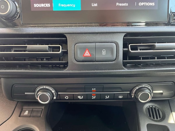 Used Citroen Berlingo 2019 for sale - 76277621: Photo 22