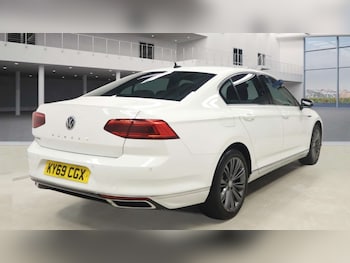 Used Volkswagen Passat 2019 for sale - 77504097: Photo
