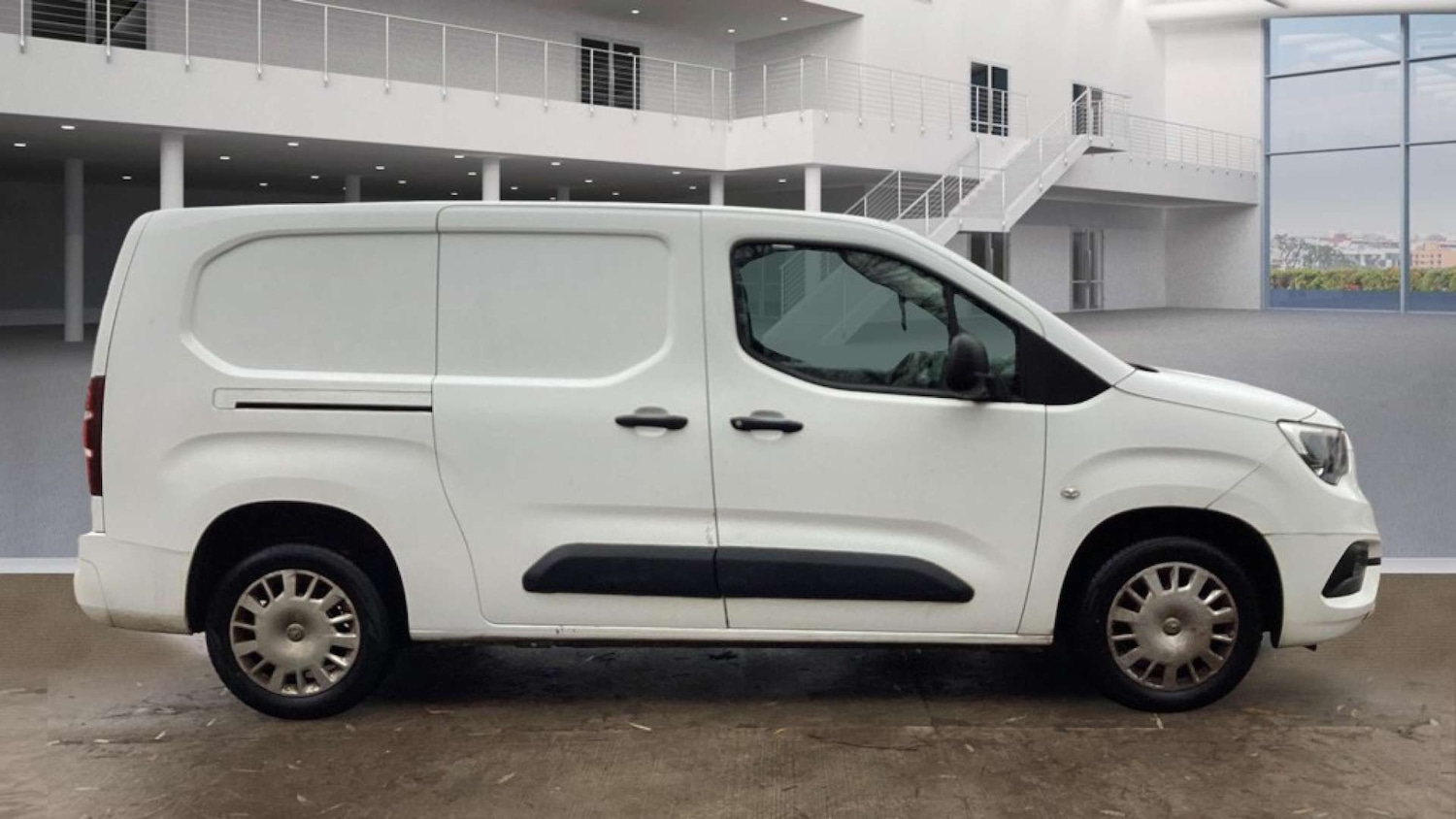 Used Vauxhall Combo 2020 for sale - 77100486: Photo 5