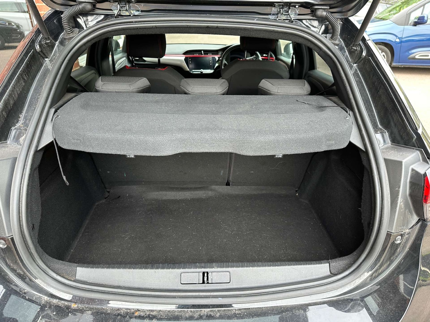 Vehicle 28