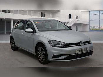 Used Volkswagen Golf 2018 for sale - 75959058: Photo