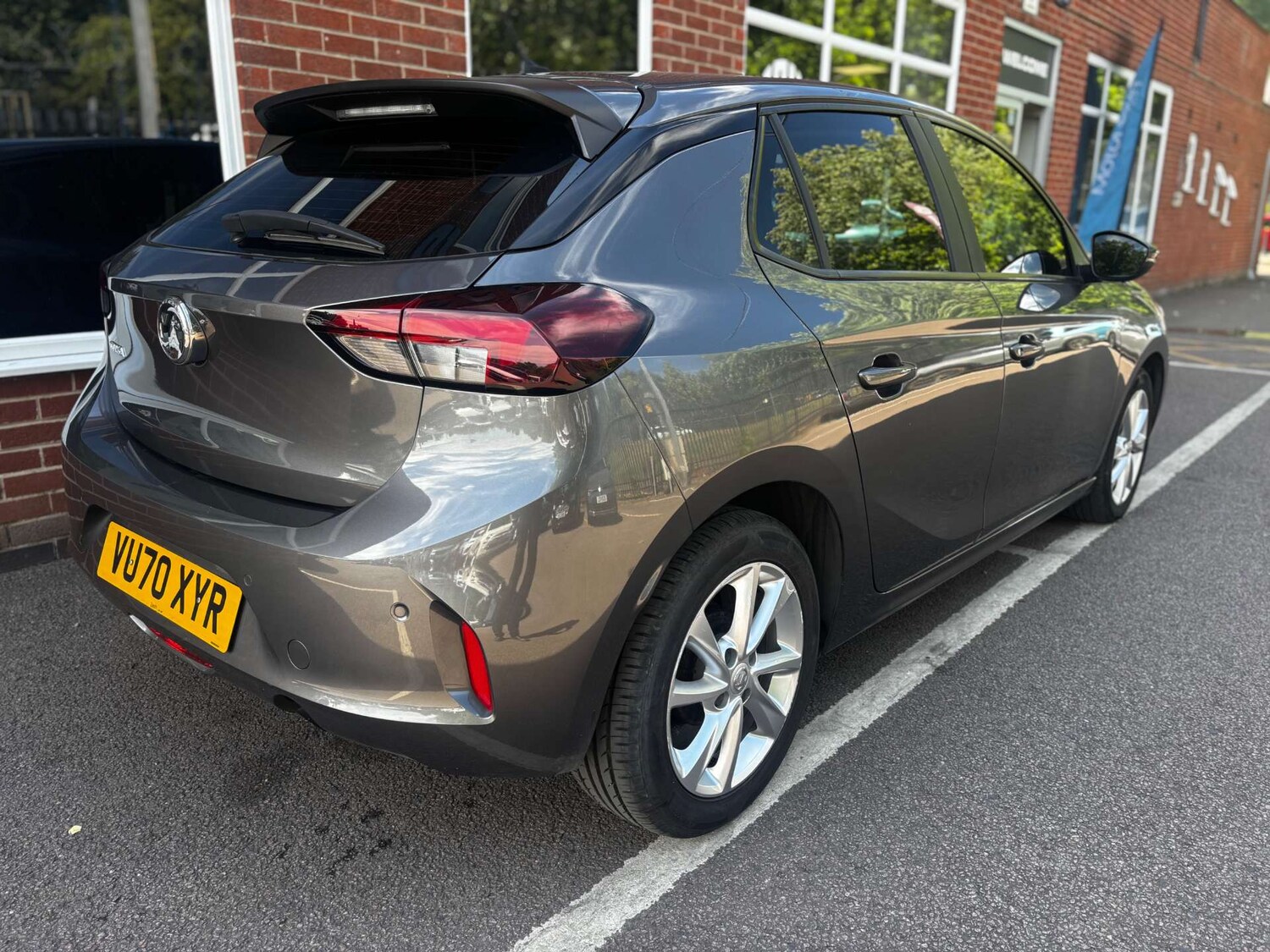 Vehicle 8