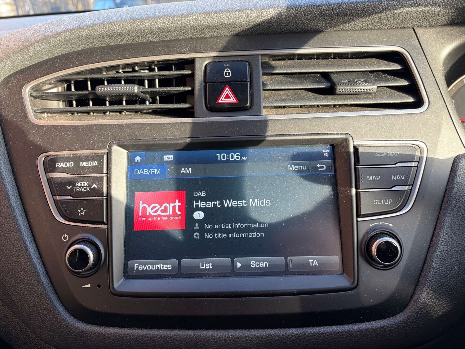 Used Hyundai i20 2019 for sale - 76601328: Photo 15