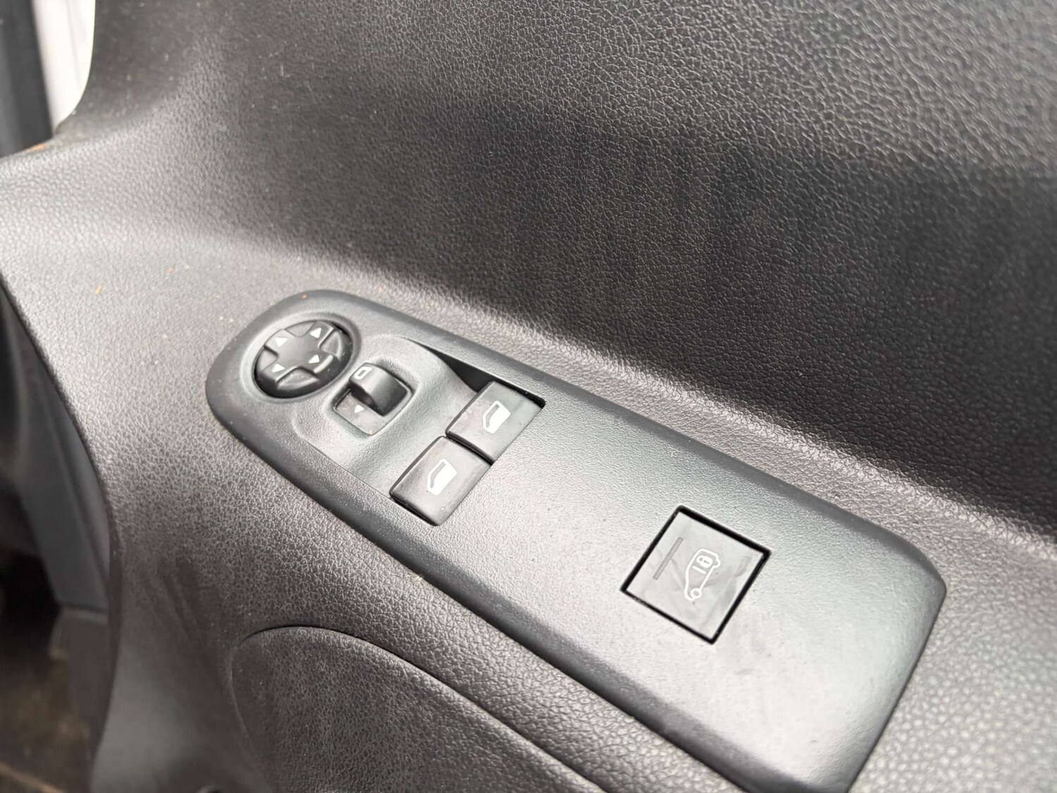 Used Peugeot Partner 2022 for sale - 77168075: Photo 23