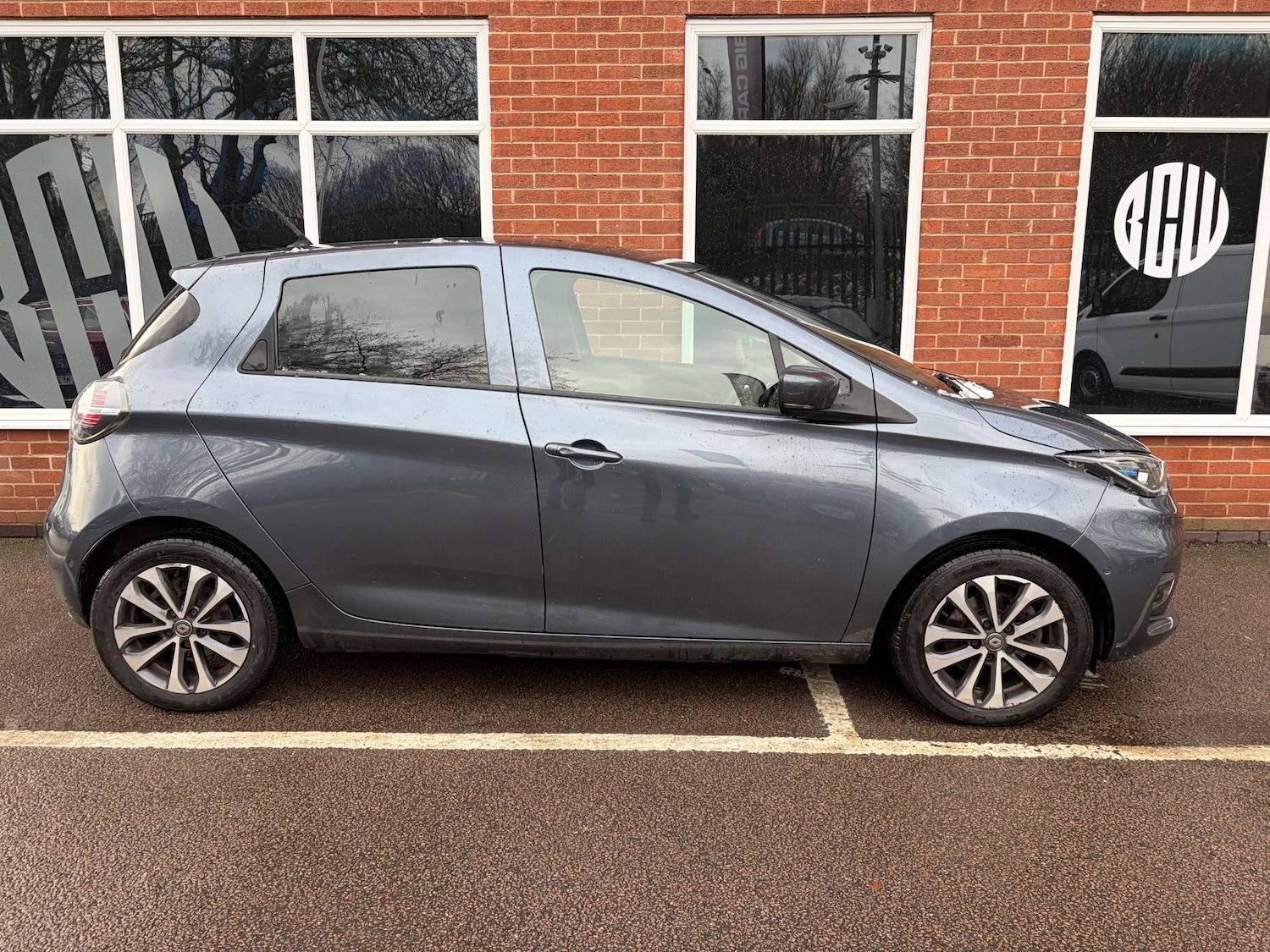 Used Renault Zoe 2021 for sale - 77152850: Photo 2
