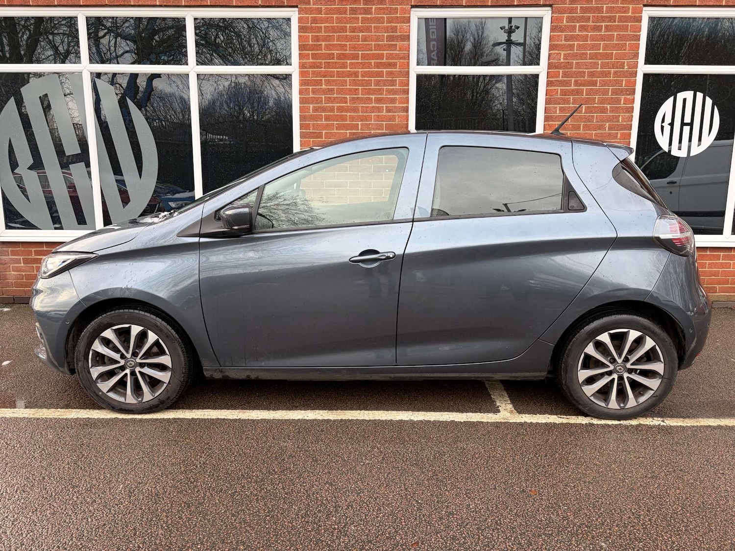 Used Renault Zoe 2021 for sale - 77152850: Photo 3