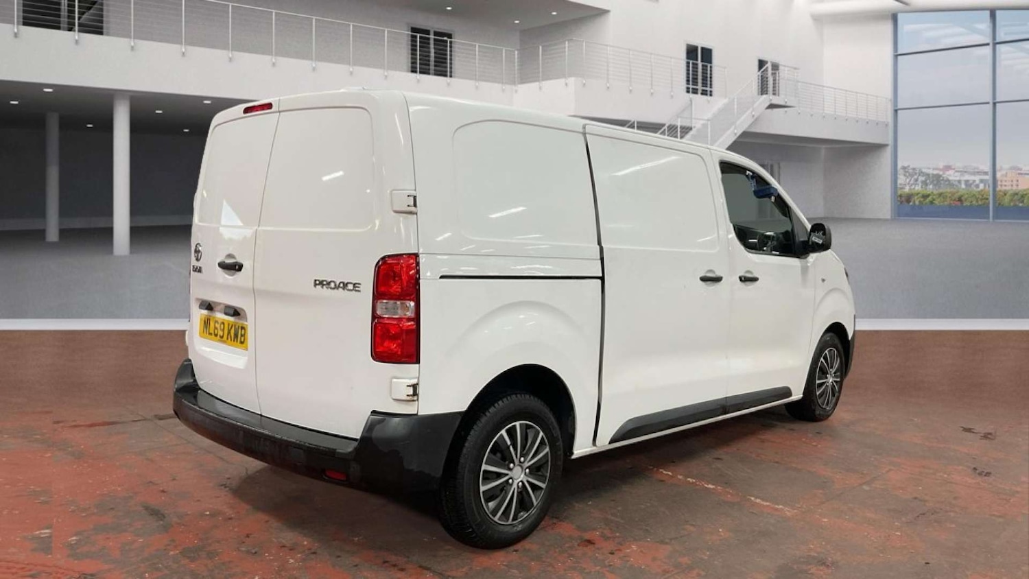 Used Toyota ProAce 2019 for sale - 76416837: Photo 4