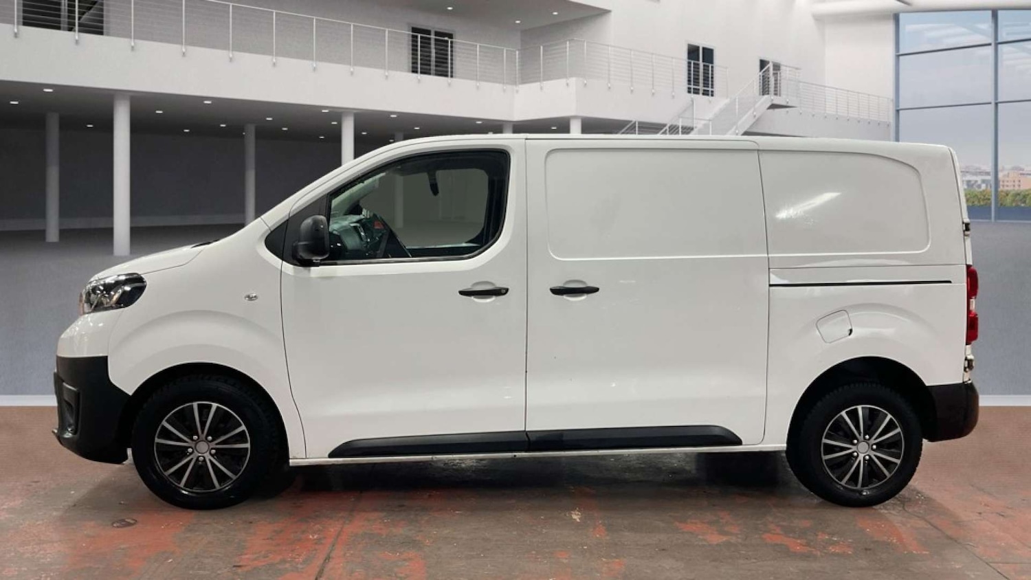 Used Toyota ProAce 2019 for sale - 76416837: Photo 6