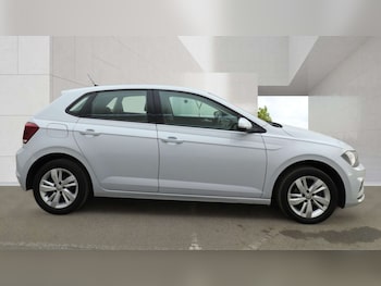 Used Volkswagen Polo 2019 for sale - 78513921: Photo