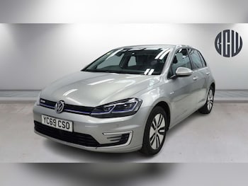 Used Volkswagen Golf 2019 for sale - 78373938: Photo