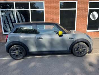 Used MINI Hatch 2021 for sale - 74602615: Photo
