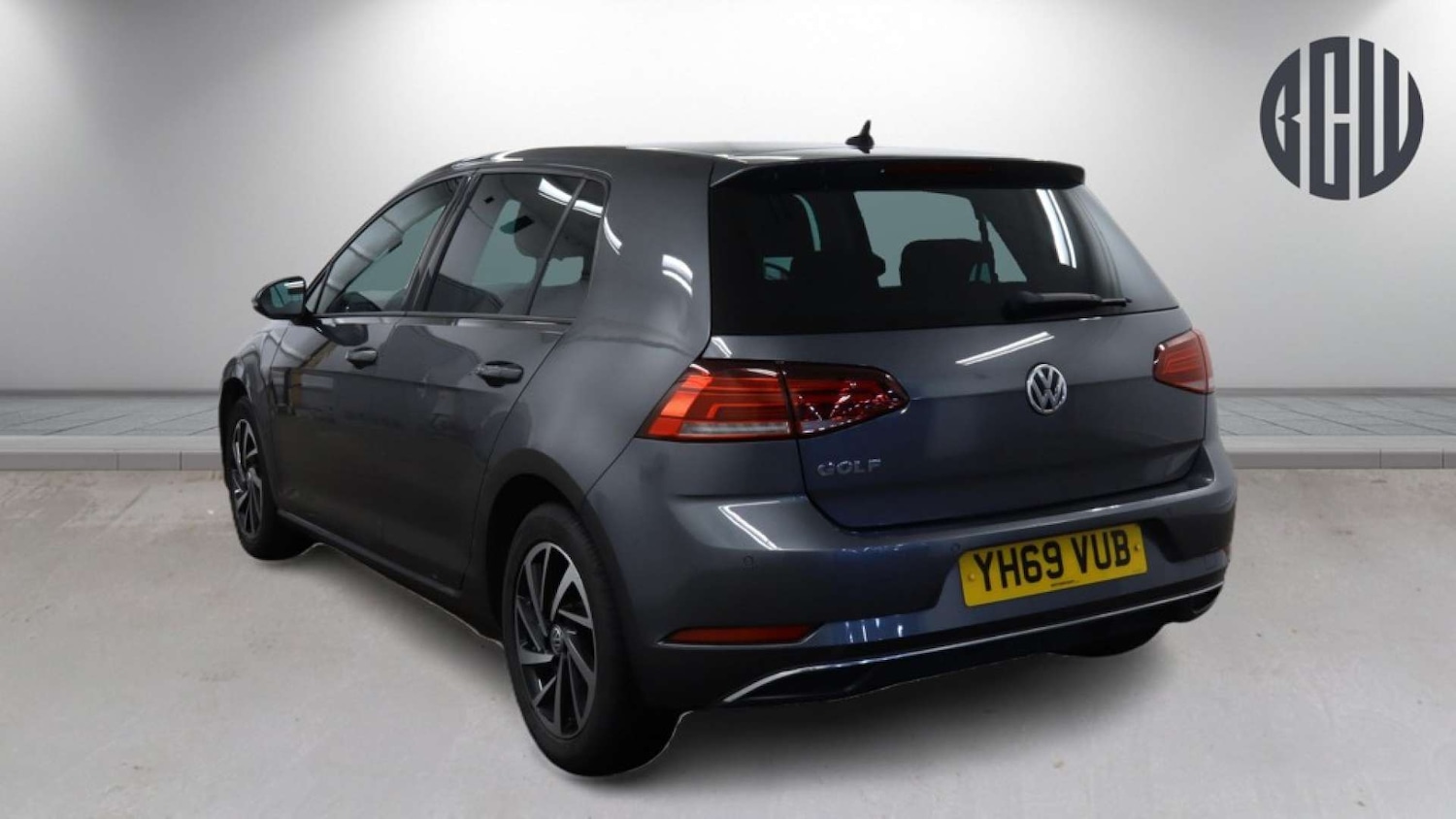 Used Volkswagen Golf 2019 for sale - 77954371: Photo 3