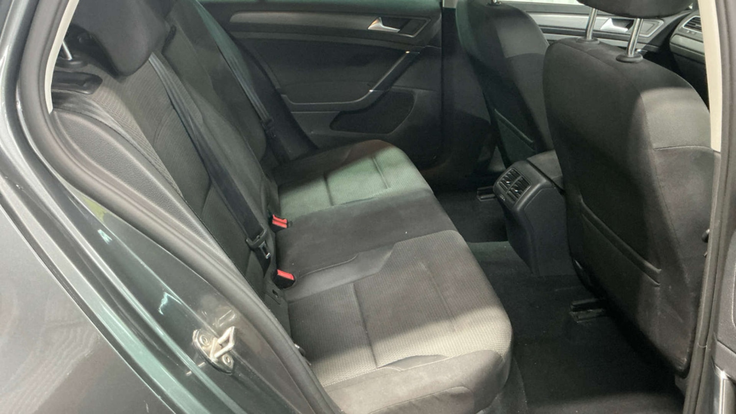 Used Volkswagen Golf 2019 for sale - 77954371: Photo 8