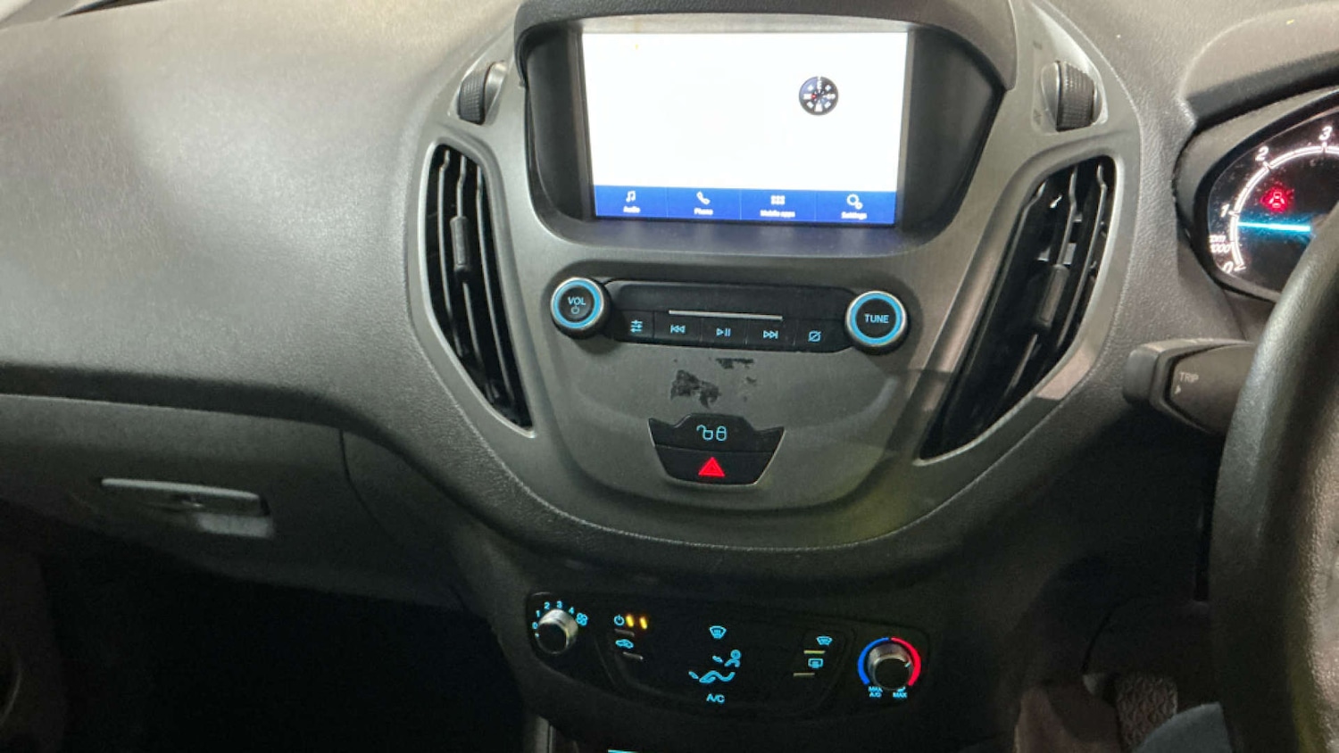 Used Ford Transit Courier 2021 for sale - 76320857: Photo 11
